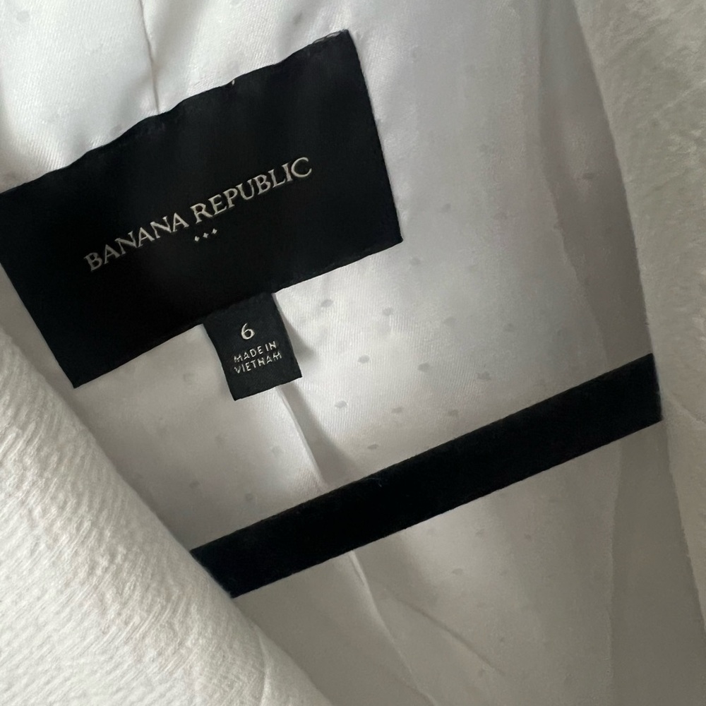 White Banana Republic Blazer - Picture 5 of 6
